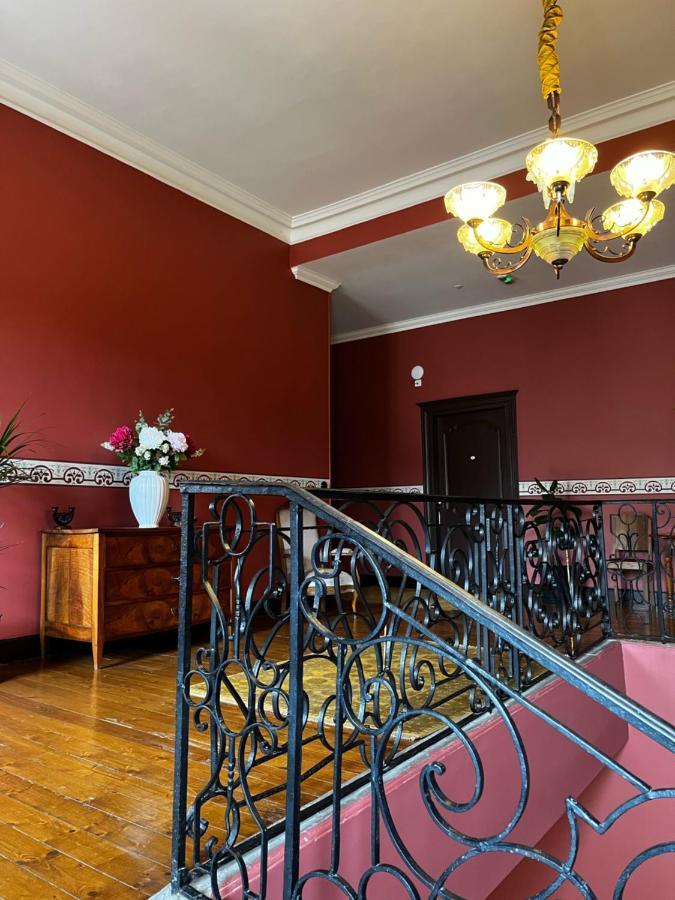 Hôtel Restaurant Chez Gervais Quingey Buitenkant foto